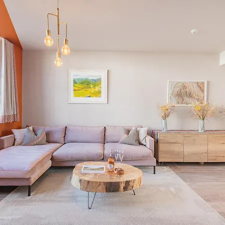Esperance - Brand New Luxury With Parking Appartement
